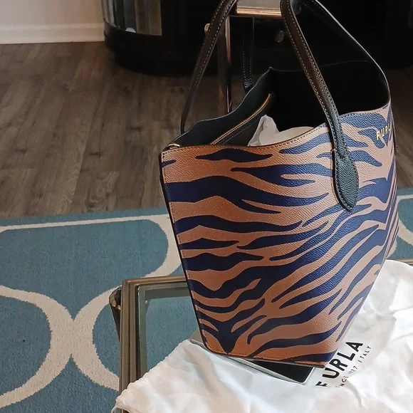 Furla NWOT Blue and Tan Zebra-Print Tote - Picture 5 of 9